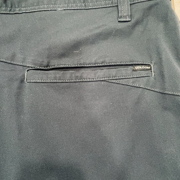 Volcom Mens Pants 46x32 Modern Fit Navy Stretch Chino Repreve Casual Streetwear - Picture 10 of 10
